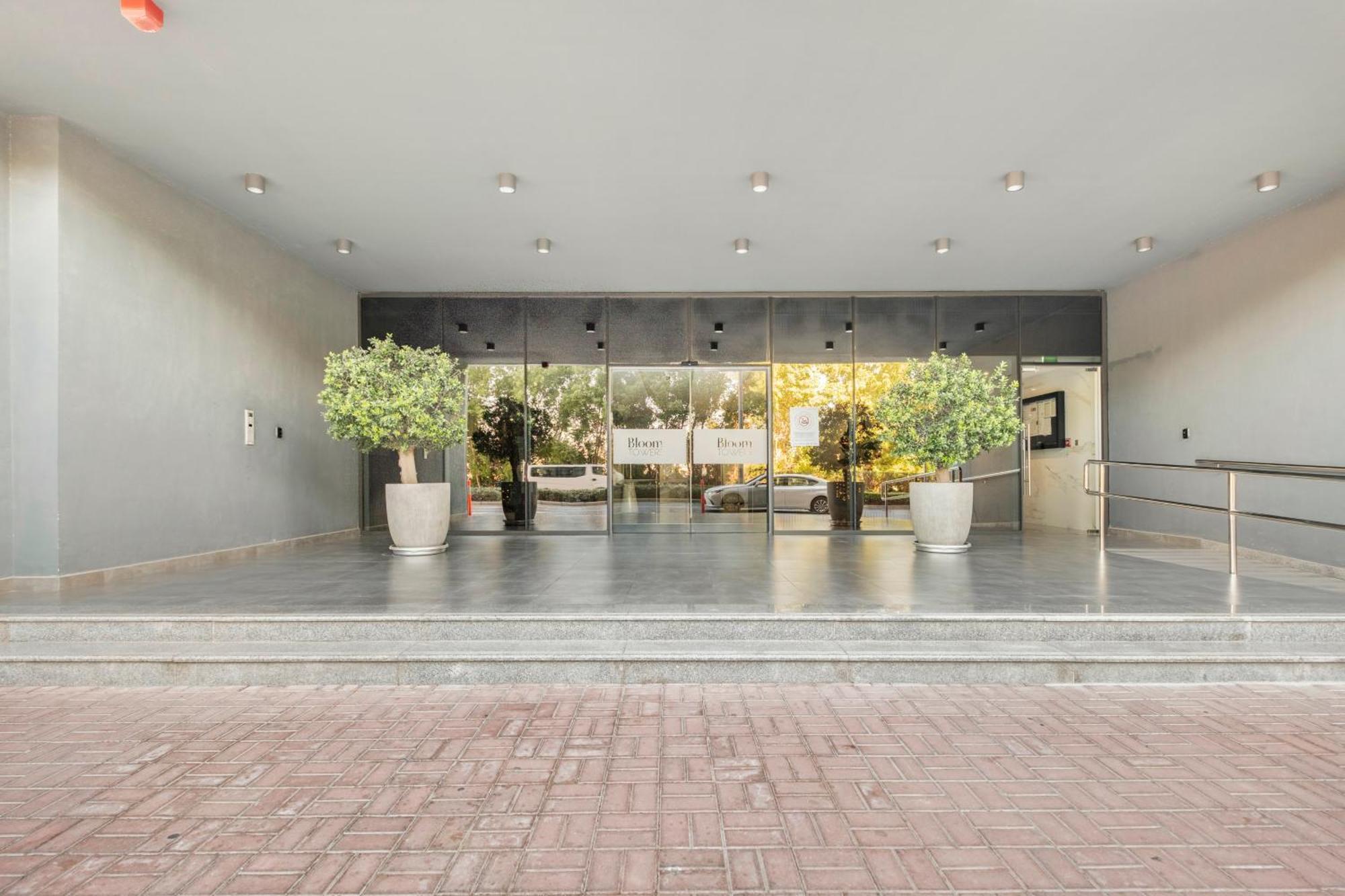 Apartment Dreamland 1br For 4, King Bed, Pool, Sauna, Gym, Free Parking